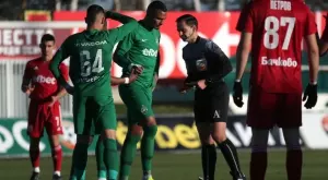 {{ otherArticle[0].article.title }}