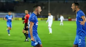 {{ otherArticle[0].article.title }}