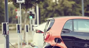 Европейската автомобилна промишленост призова за повече инициативи за електрически превозни средства