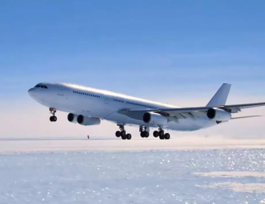 За първи път Airbus A340 е извършил кацане в Антарктида (ВИДЕО)