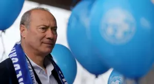 {{ otherArticle[0].article.title }}