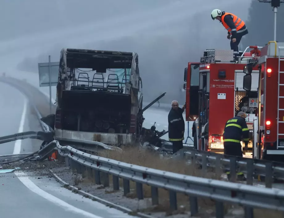 Оцелели в огнения ад на "Струма": Автобусът се удари, линейката дойде за 4 минути