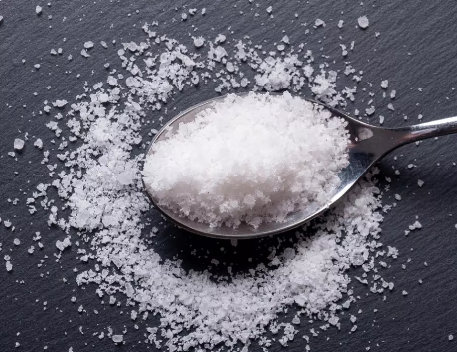 Как солта може да ни бъде полезна в борбата с бръчките и при рани
