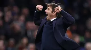 Тотнъм няма спирка на трансферния пазар - разменя халф за национал на Испания