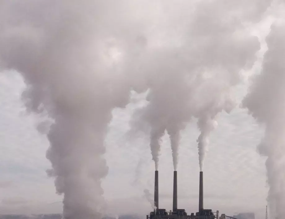 Учени: Почти навсякъде на Земята хората дишат мръсен въздух