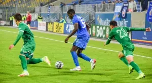 {{ otherArticle[0].article.title }}