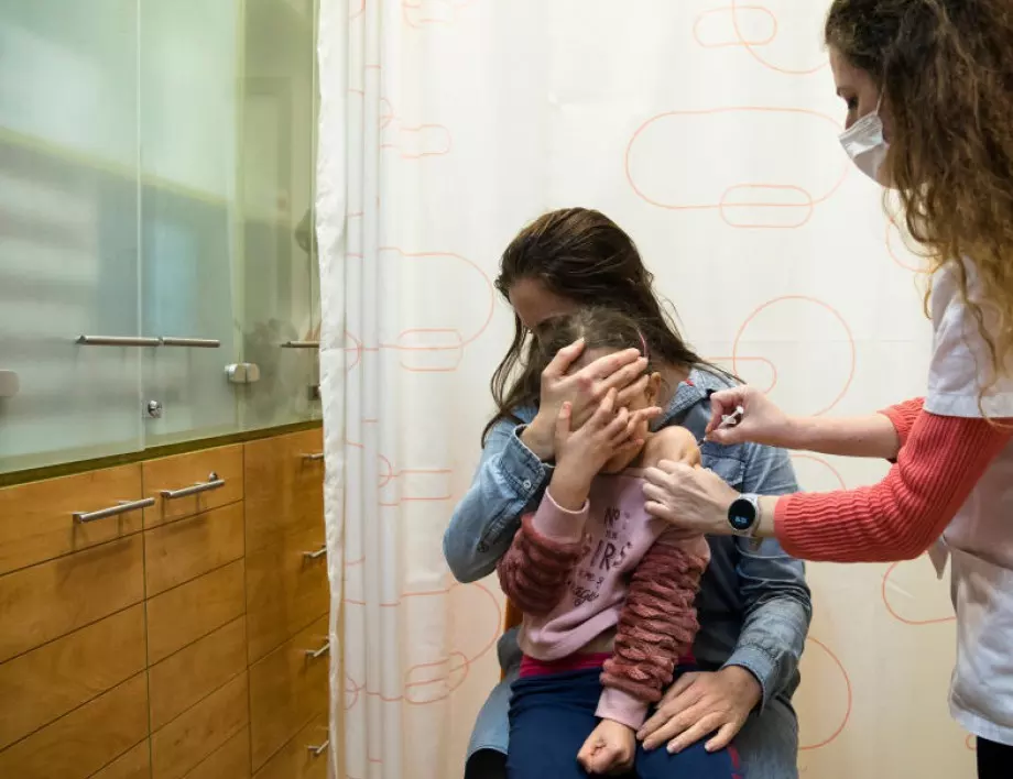 Беларус започва ваксиниране срещу коронавирус на 12-17 годишни 