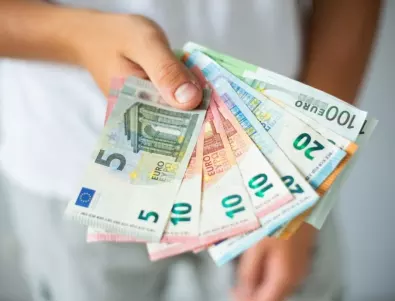 Вдигат минималната заплата в Германия