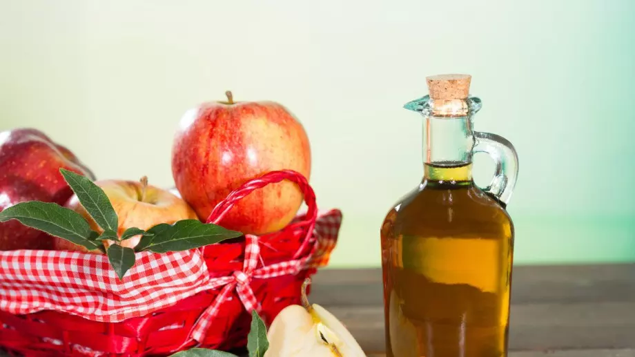 Хитри приложения на ябълковия оцет