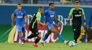 {{ otherArticle[0].article.title }}