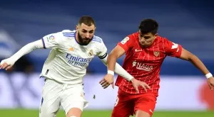 {{ otherArticle[0].article.title }}