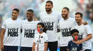 Дуо звезди на ПСЖ се пошегува и изплаши нищо неподозиращо момиче (ВИДЕО)