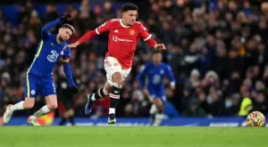 {{ otherArticle[0].article.title }}