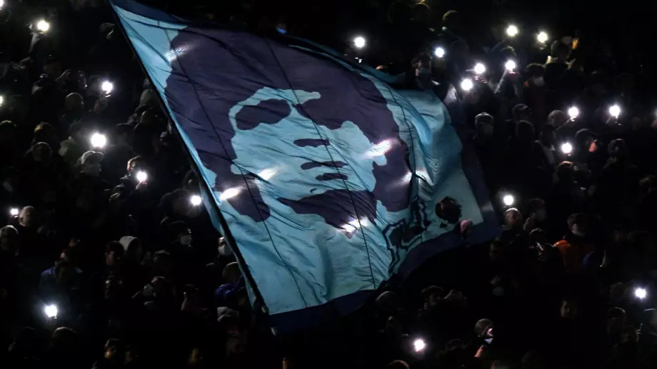 Президентът на Наполи назова дата за мача в чест на Диего Марадона