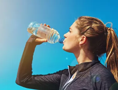 Лекар разкри какво ще се случи с тялото ви, ако пиете по-малко от 1 л вода на ден
