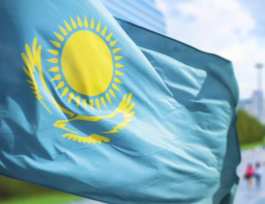 Заради протести: Въвеждат извънредно положение в Казахстан