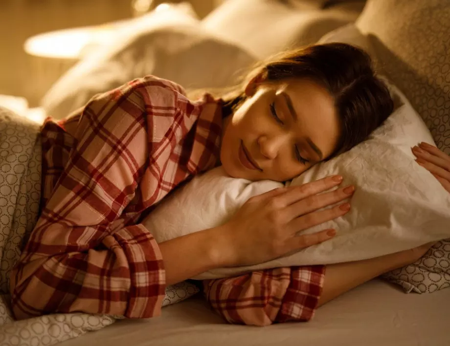 Край на мъчителното въртене в леглото с този безотказен военен метод за заспиване