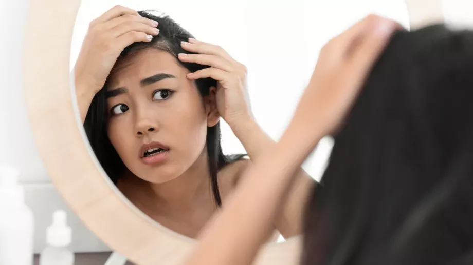 Какви са причините за бързото омазняване на косата?