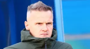 {{ otherArticle[0].article.title }}