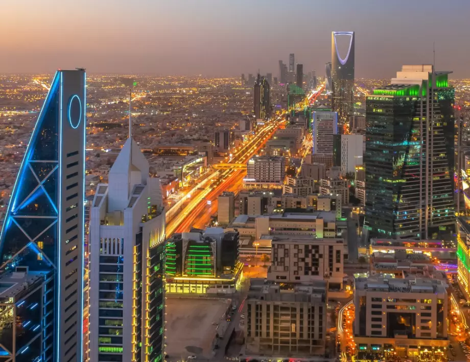 Саудитските принцове разпродават свое имущество заради финансови проблеми 