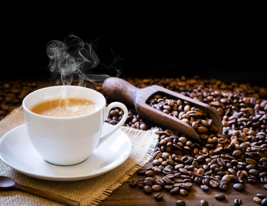 Защо кафето на зърна е по-добър избор от инстантното?