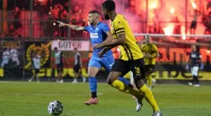 {{ otherArticle[0].article.title }}