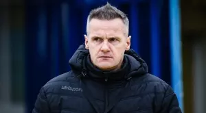 {{ otherArticle[0].article.title }}