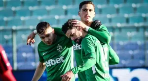 Японци вадят милиони за Пиерос Сотириу