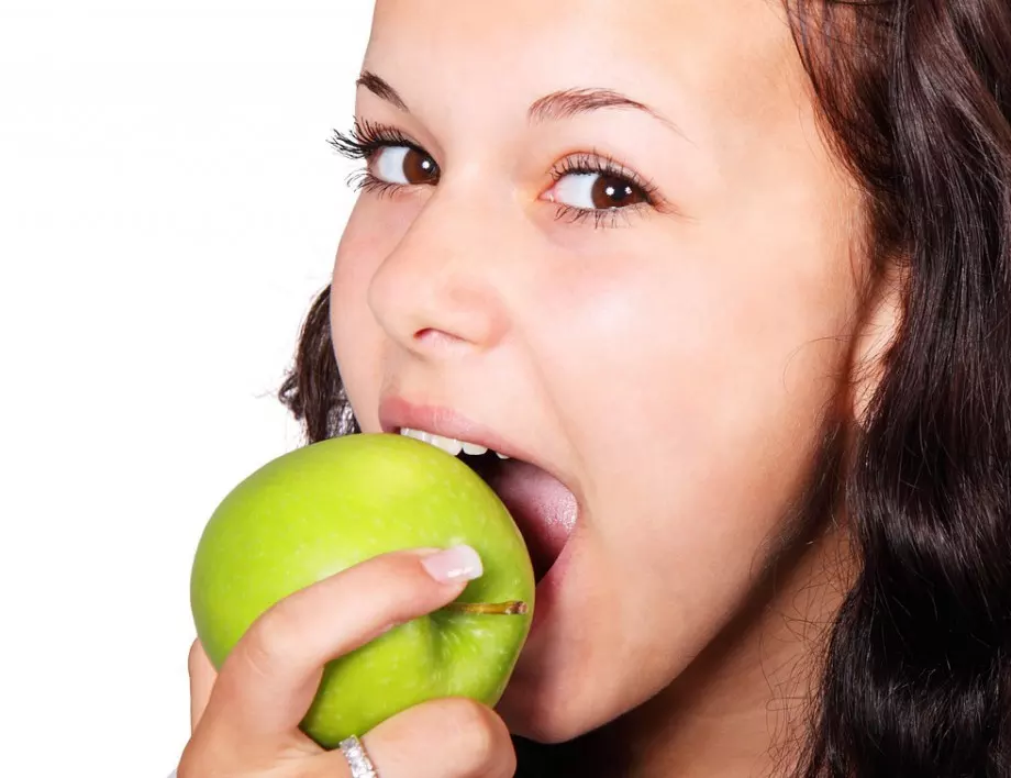Да ядем 1 ябълка на ден - какво става с тялото ни, ако го правим?