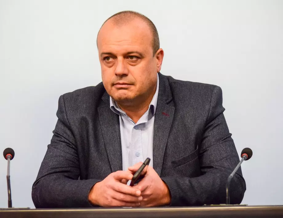 Христо Проданов: Министерство на туризма ще отговаря за местата за бежанци