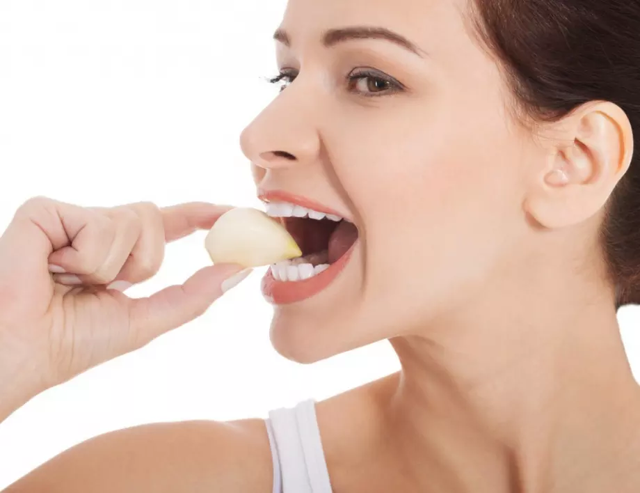 Как правилно да ядем чесъна, за да е най-полезен