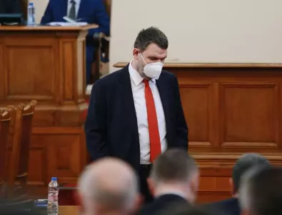 Делян Пеевски сезира ДАНС за заплахи срещу главния редактор на 