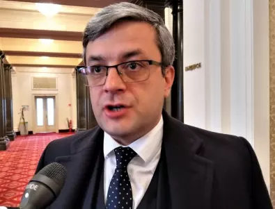 Тома Биков: Ще използваме всички законови средства, за да свалим кабинета