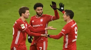 {{ otherArticle[0].article.title }}