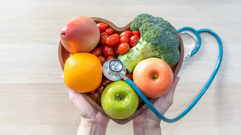 Лекар: Тези плодове и зеленчуци поддържат холестерола в здравословни граници