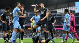 Измъкна ли ВАР Манчестър Сити с несъществуваща дузпа? "Вълците" дивеят (ВИДЕО)