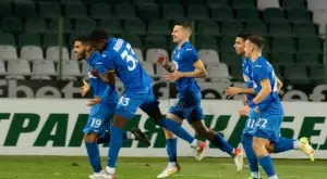 {{ otherArticle[0].article.title }}