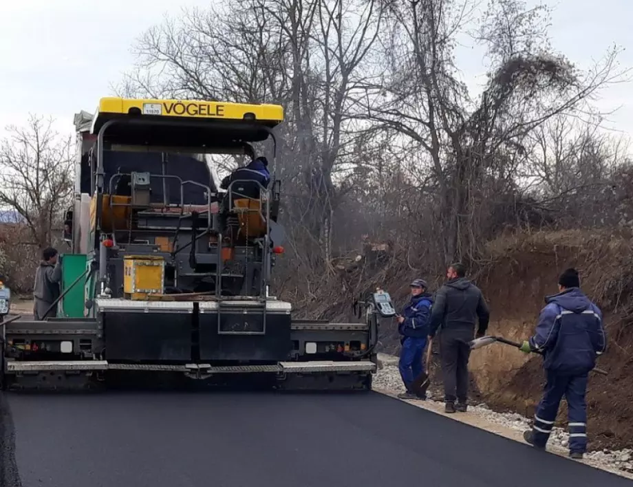 Завърши ремонтът на пътя между селата Йоглав и Тепава в община Ловеч