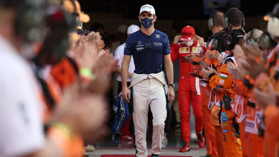 "Виновникът" за успеха на Верстапен над Хамилтън във Формула 1 търпи смъртни заплахи и брутални обиди