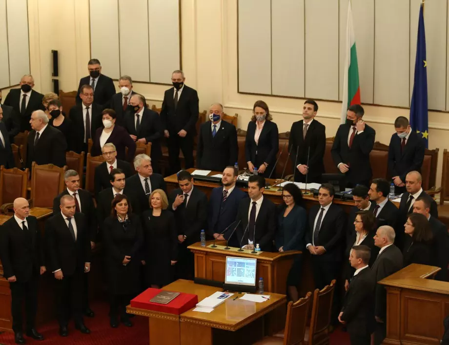 Министри в правителството на Петков са дарили доста за изборната победа на "Продължаваме промяната"
