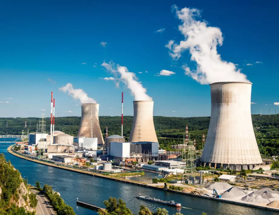 Германия затваря всичките си атомни централи до края на 2022 година