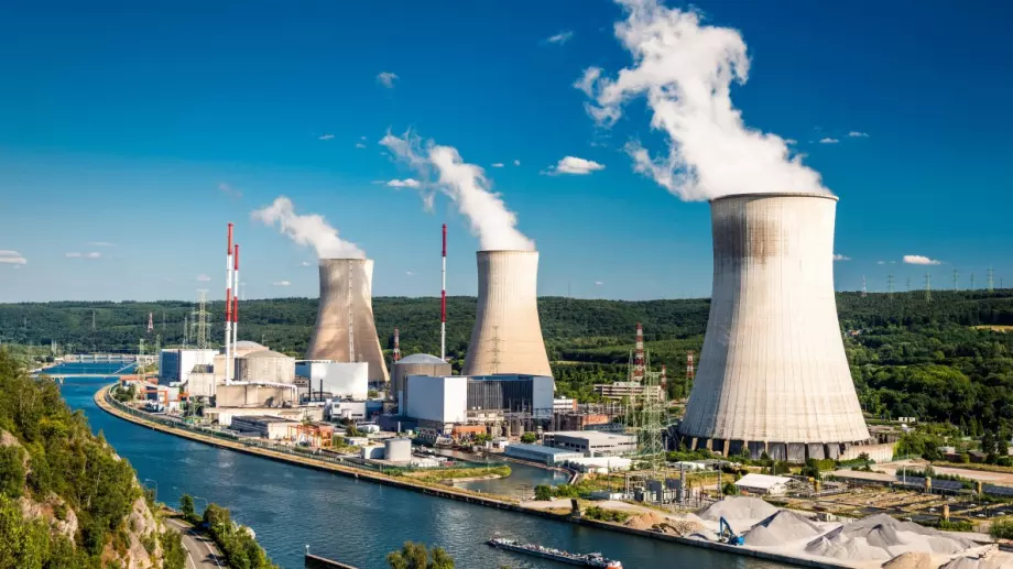 Енергийни експерти зоват властта да се събуди и да изгради нови ядрени мощности