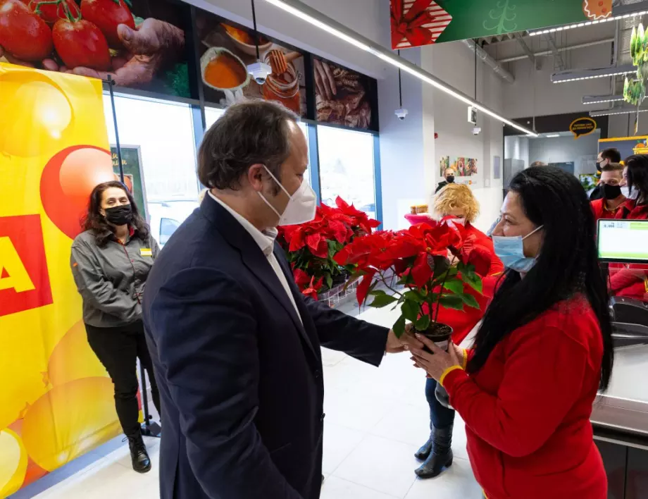 BILLA България отвори първия си магазин в Пирдоп в модерен търговски център