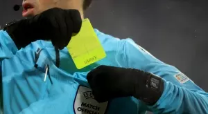 {{ otherArticle[0].article.title }}