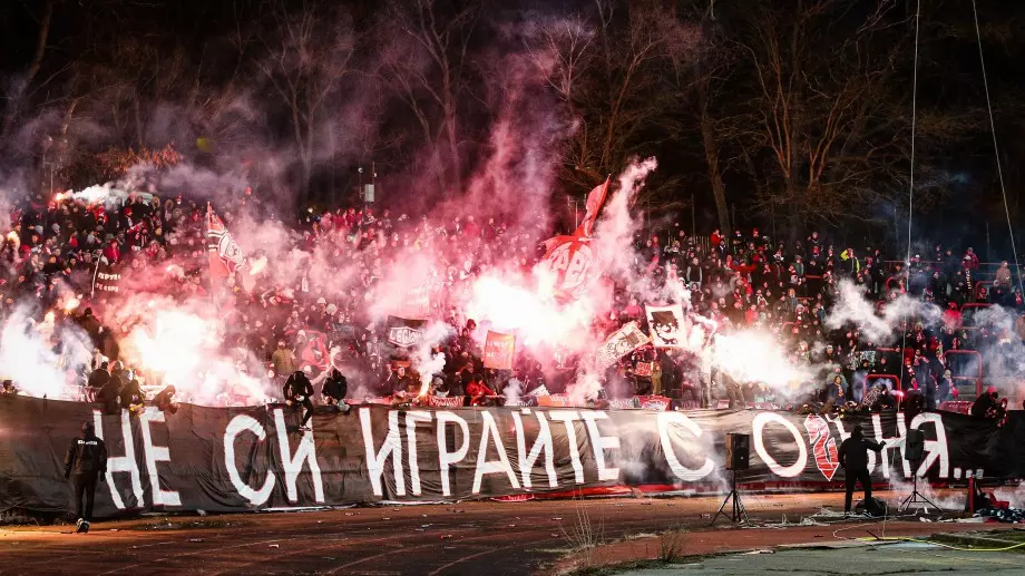 Босът на Локомотив София даде съвет на недоволните от цените на билетите фенове на ЦСКА