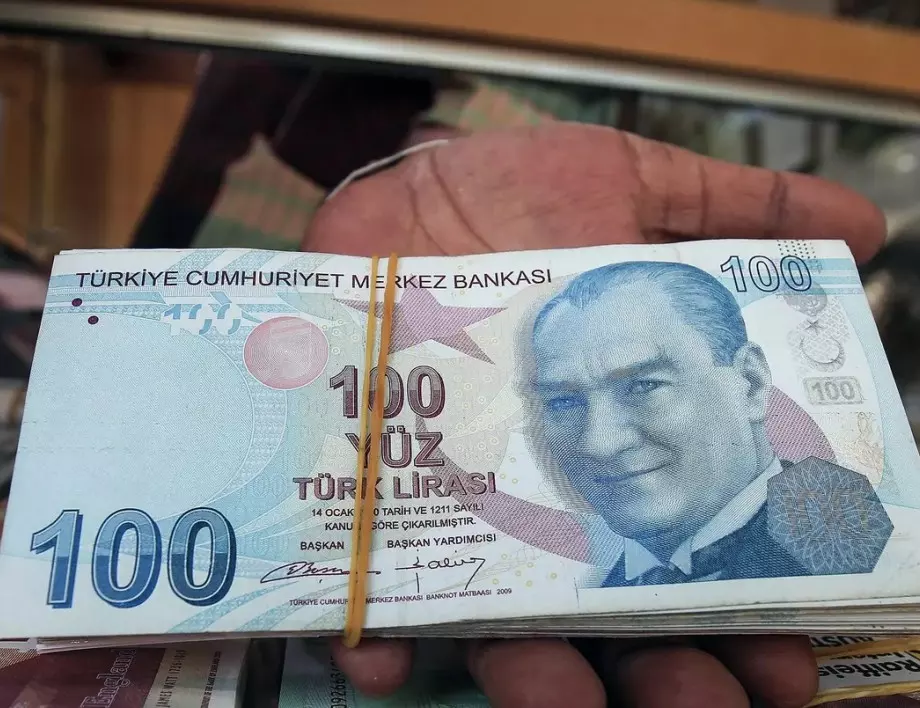 12 лир в тенге