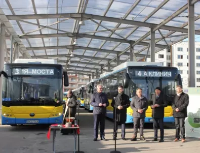 Община Плевен се сдоби с 14 нови електробуса