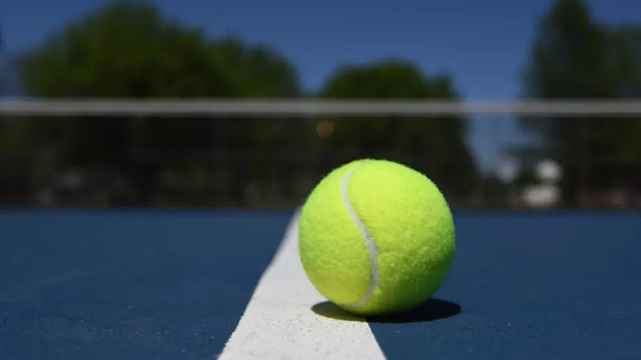 Най-възрастният в света тенисист, 98-годишен украинец, взе участие в тенис турнир (ВИДЕО)