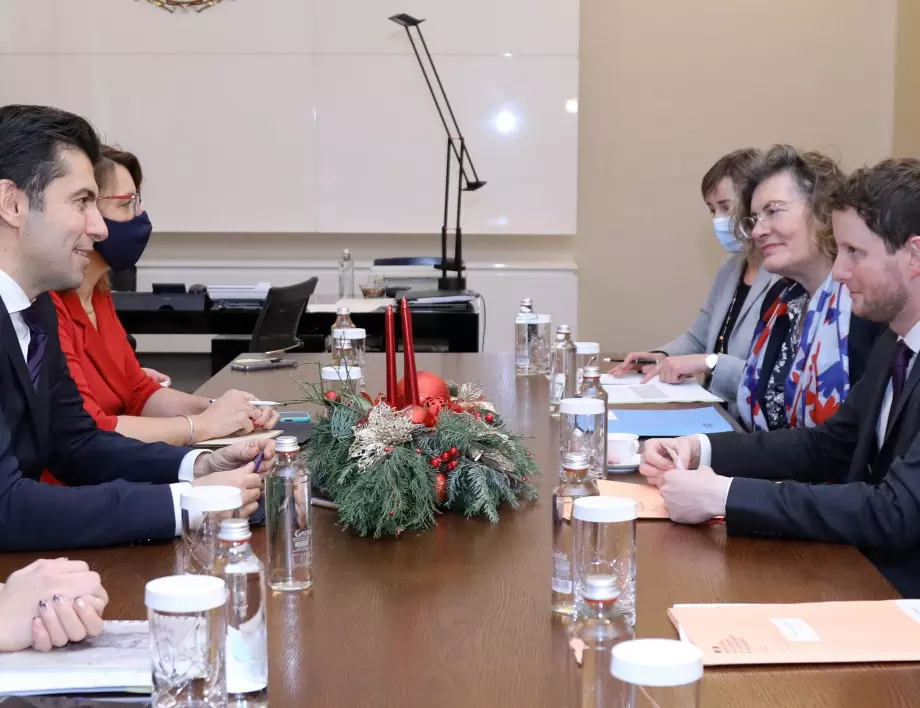 Петков се срещна с държавния секретар по европейските въпроси на Франция