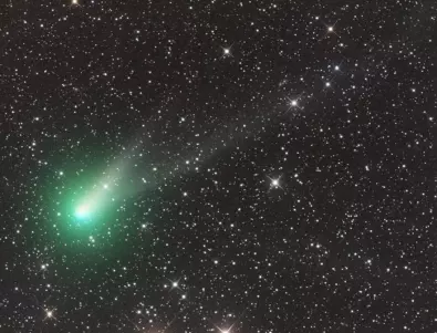 Астрономите разкриха вековна тайна на зелените комети